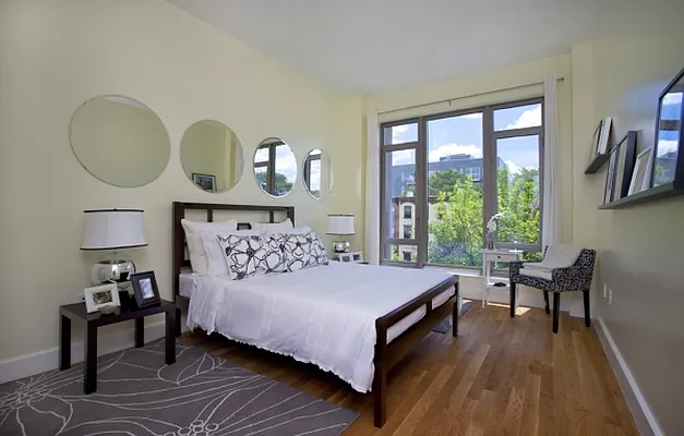 Sold by MNS | media 6