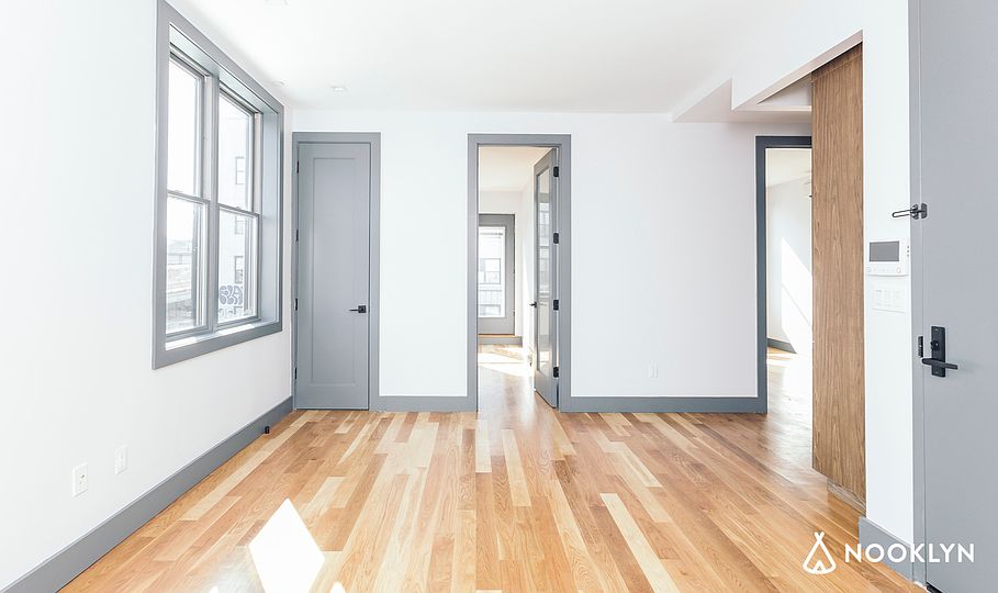 1st image of 376 Bedford Ave #4C