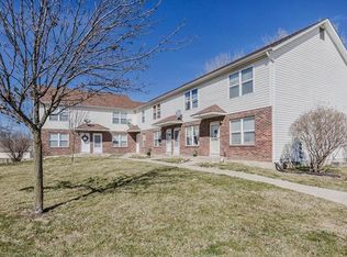 1316 Dartmouth Ct, Saint Charles, MO 63303