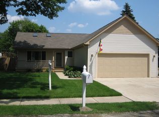 27116 Warner Ave, Warren, MI 48092