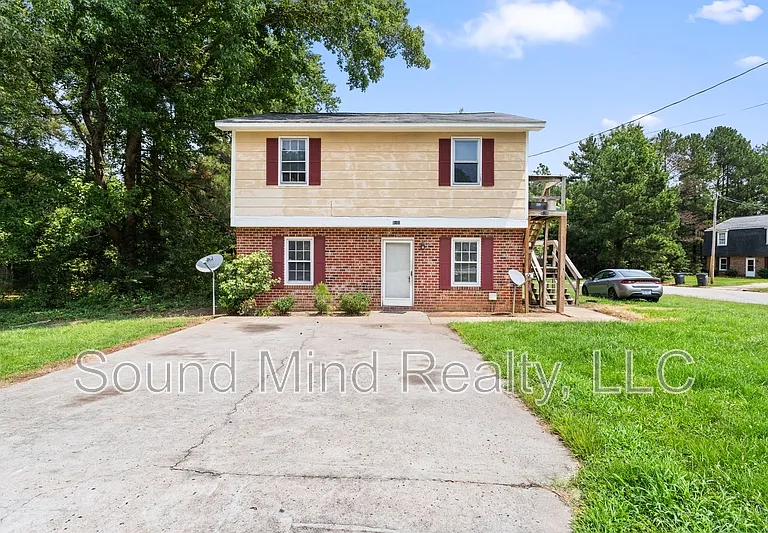 2600 Mallard Ct — Photo 1