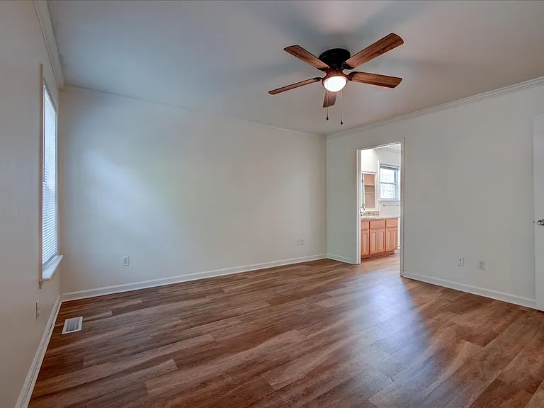 328 Cain Rd — Photo 14