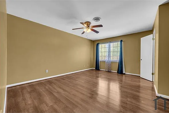 2136 Lynngate Dr #C — Photo 27