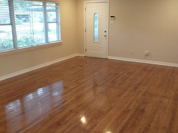 5th image of 10418 Knoboak Dr