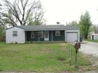 417 W 43rd St N, Wichita, KS 67204