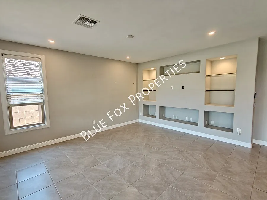 5257 W Toronto Highlands Ln — Photo 3