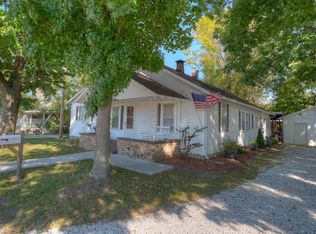 1403 Chestnut St, Seneca, MO 64865