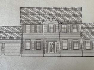 100 Lantern Dr, Sandown, NH 03873
