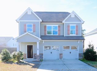 19 Hallow Oak St, Spring Lake, NC 28390