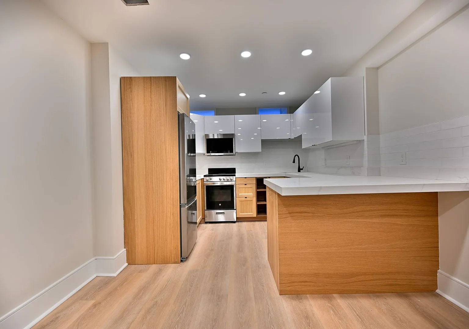 New Construction Duplex in Bay Village AC and No Broker Fee! — Photo 1