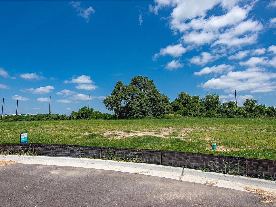 1st image of 512 Trend View Dr Lot 7