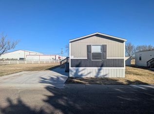 1010 Reservation Rd #B05, Hays, KS 67601