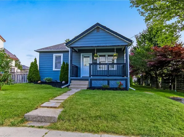 205 Stanley St, Norfolk County, ON N3Y 1M9
