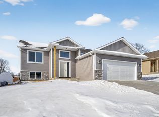 6237 Cody Pl NW, Rochester, MN 55901