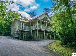 616 Magic Kingdom Ln, Sevierville, TN 37876