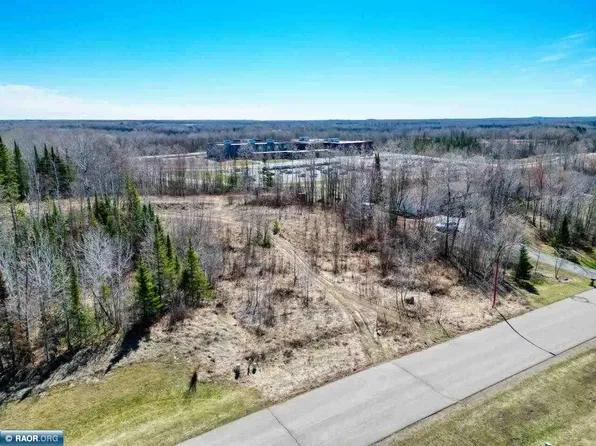 7th St, Nashwauk, MN 55769