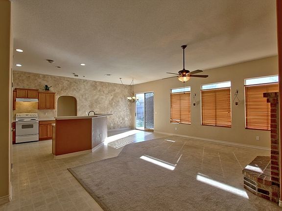 5th image of 2214 Aransas Pass