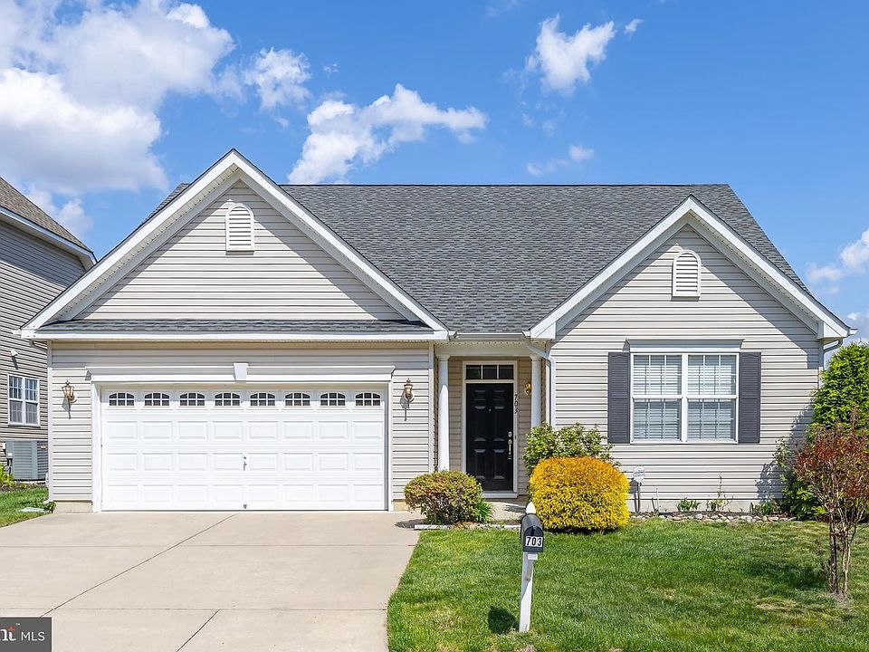 1st image of 703 Weatherby Dr