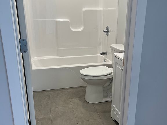 3rd image of 216 Main St #201