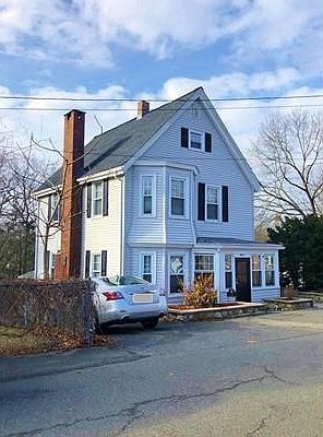 2nd image of 15 Elaine Ave