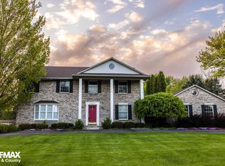 6445 Hickory Hollow Ct, Flint, MI 48532