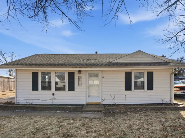 2515 W 69th St, Davenport, IA 52806