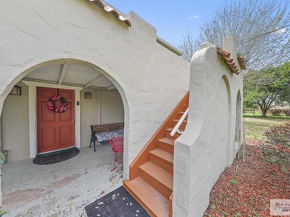 3rd image of 16184 Wilson Rd