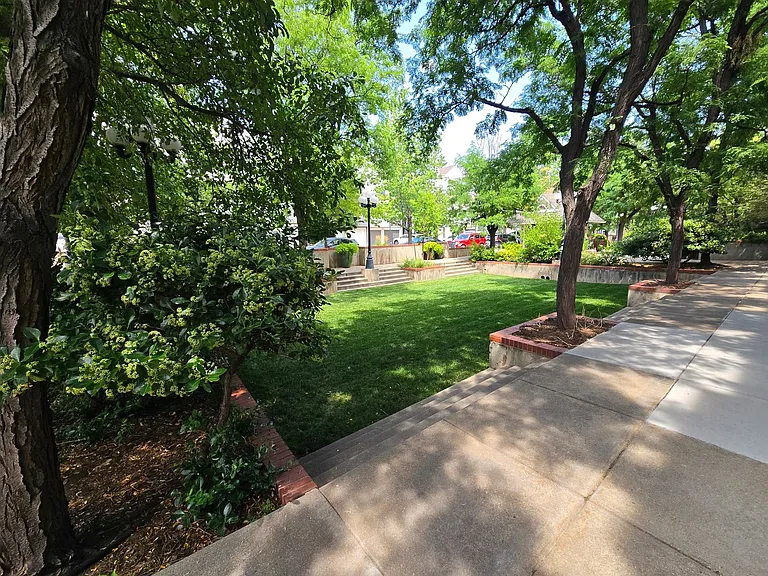 2201 Pearl St #217 — Photo 37