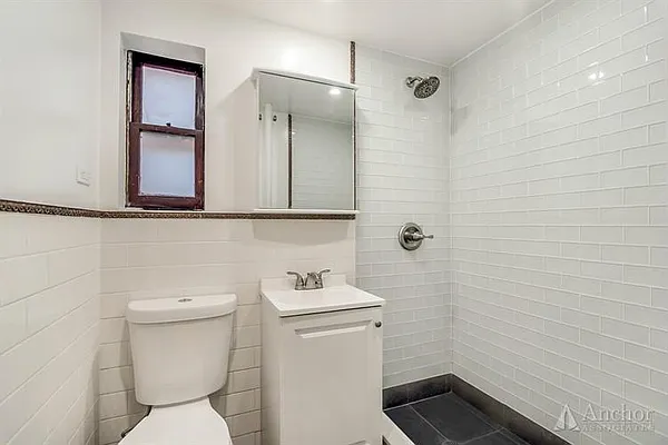 Rented by Anchor Associates | media 19