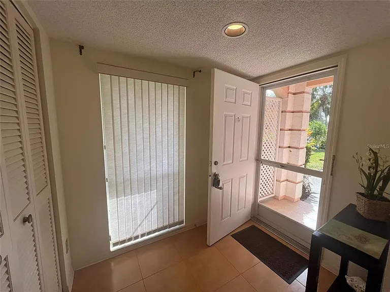 338 Cerromar Way N #4 — Photo 6