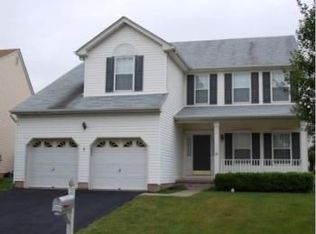 7 Delorenzo Ln, Bridgewater, NJ 08807