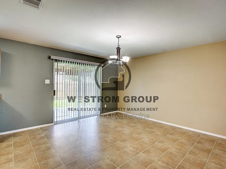 7000 Sylvan Meadows Dr — Photo 16