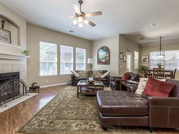 4th image of 181 Saint Richie Ln