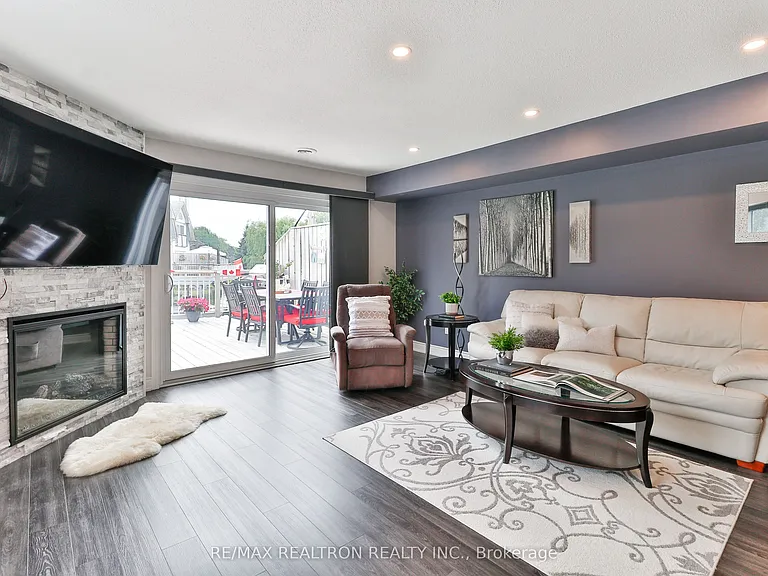 24 Laguna Pkwy #7 — Photo 12