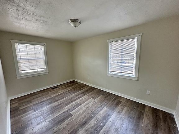 3rd image of 1303 9th Ave