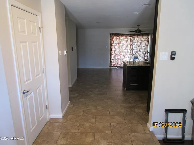 1316 E Donner Dr — Photo 3