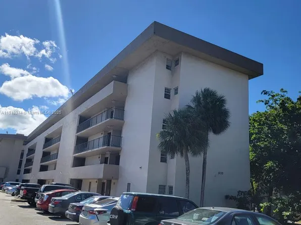870 NW 87th Ave APT 310, Miami, FL 33172
