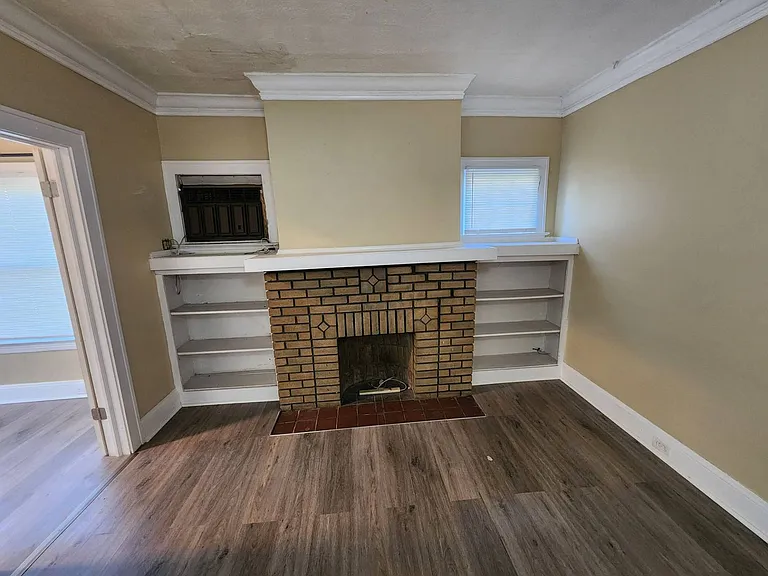 15816 Grovewood Ave — Photo 18