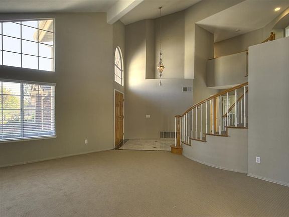Foyer & Living Room