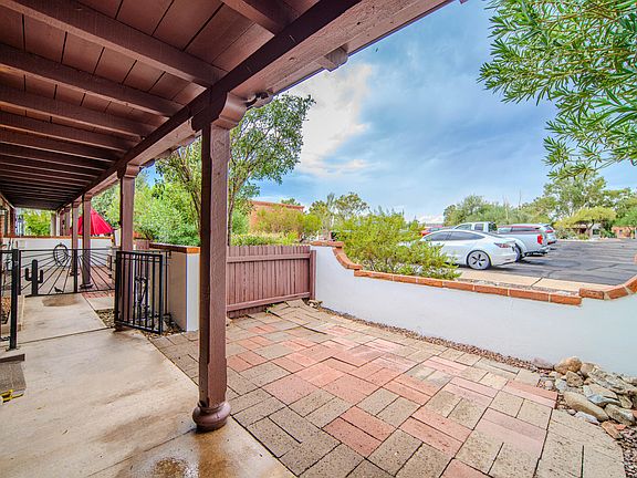 5th image of 365 S La Canada Dr Unit B