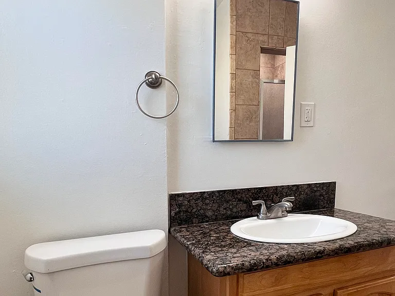 3317 Castle Heights Ave #8 — Photo 17