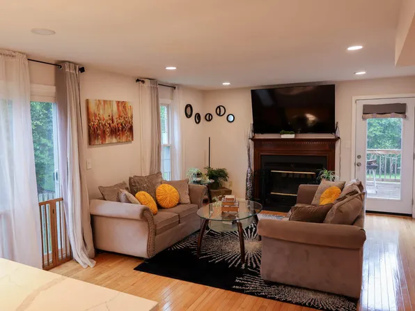 4865 Red Hill Way, Ellicott City, MD 21043