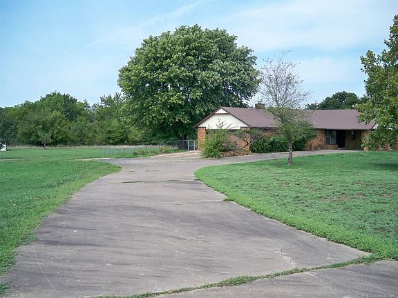 4th image of 20404 S Carefree Dr
