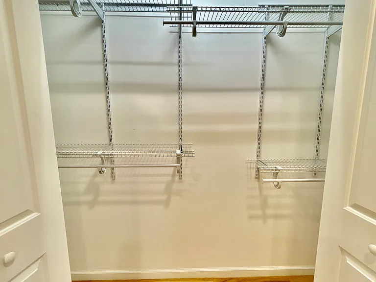 2014 Lark St #4 — Photo 10