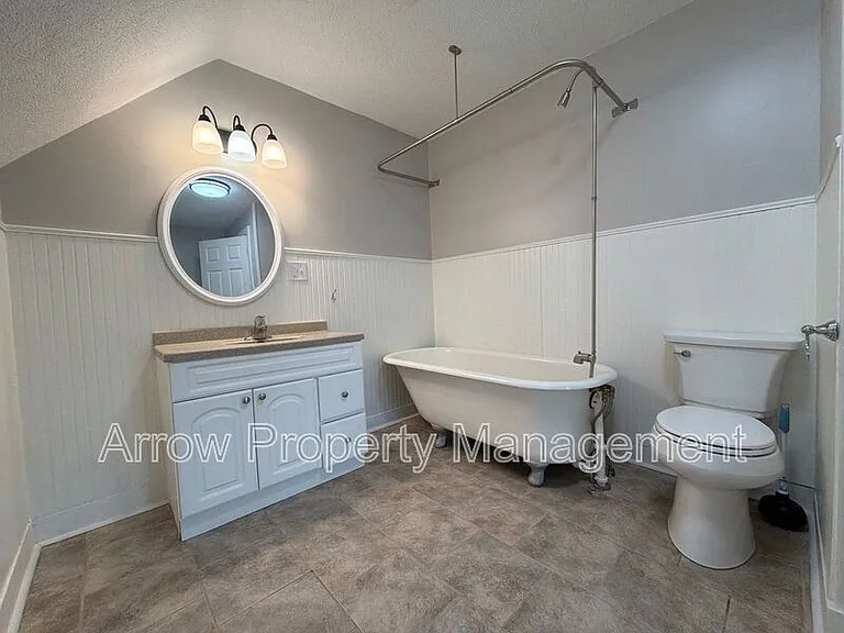 2510 P St — Photo 17