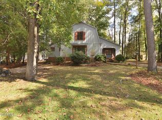 4009 Woodstock Rd, Rocky Mount, NC 27803