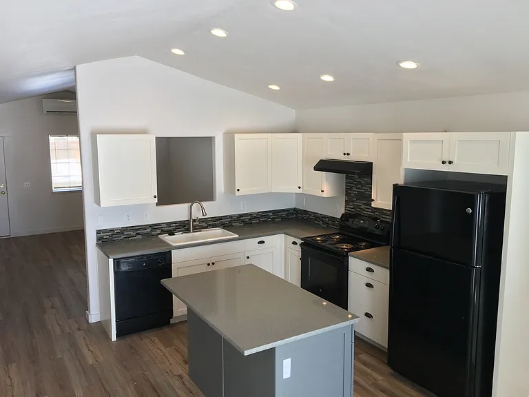 2602 N Ellington St — Photo 8