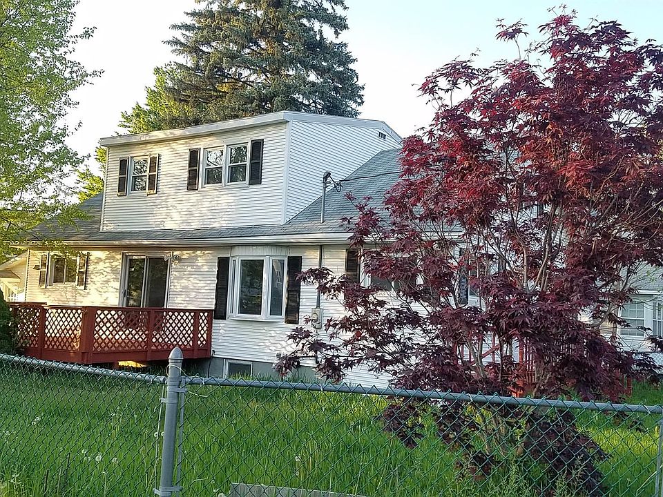 1st image of 34 McNutt Ave