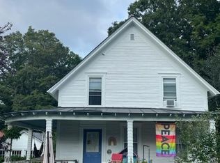 21 Maple St, Bristol, VT 05443