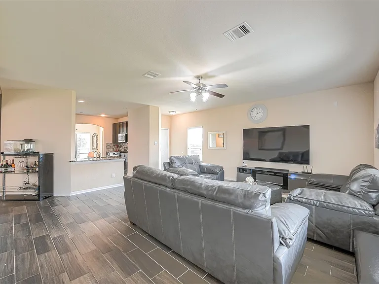 3030 Currier Ct — Photo 6